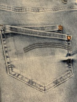 Zizo Skinny stretch jeans studs.